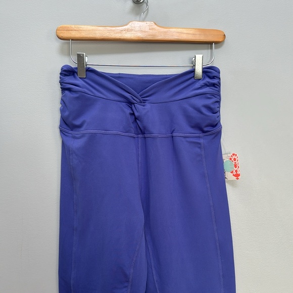 ❗️SOLD❗️Free People Movement Breathe Deeper Moroccan Blue Leggings Size M NWT - Picture 5 of 11